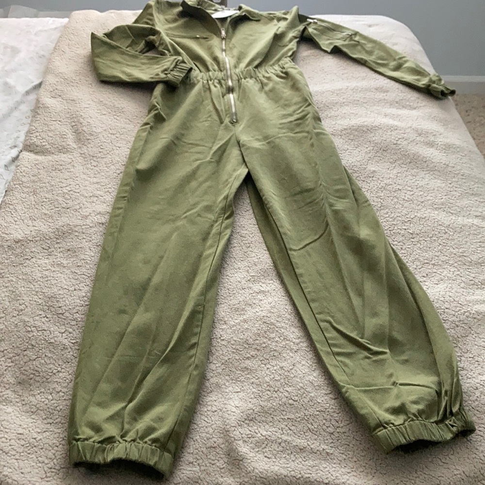 Jumpsuit olive green